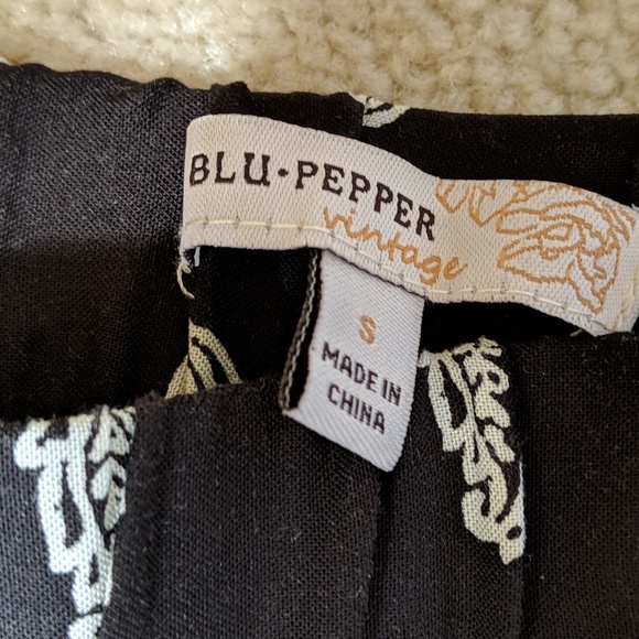 Gorgeous and soft pants! - Picture 3 of 3